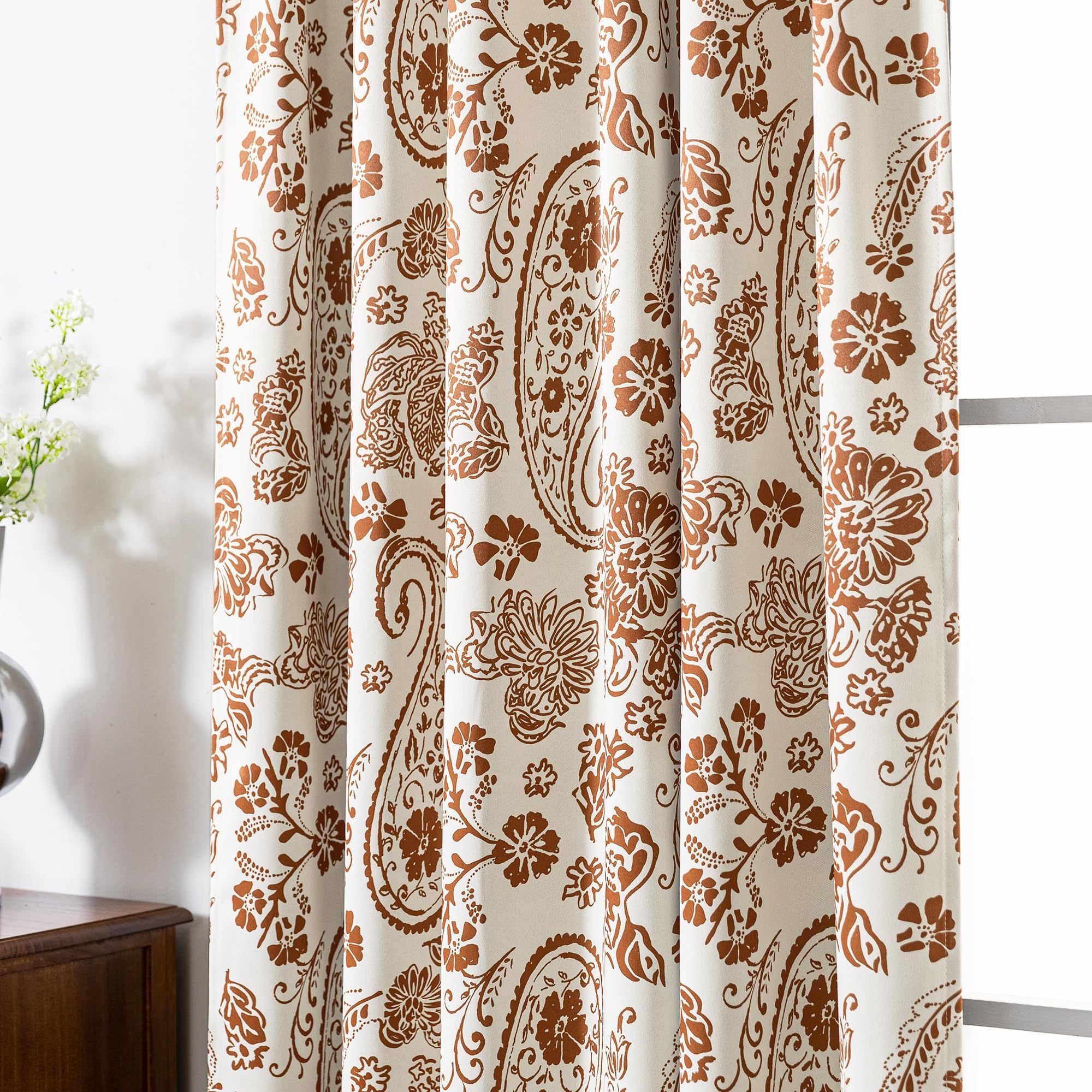 Rust-red paisley ivory curtains - Image 3